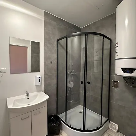 Alojamento de Acomodação e Pequeno-almoço Genius Rooms- 24h Self Check-in Poznań