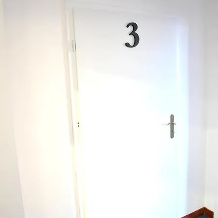 فندق مبيت وإفطار Genius Rooms- 24h Self Check-in