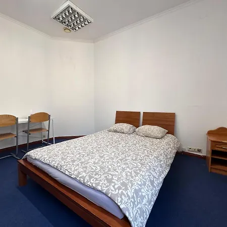 Genius Rooms- 24h Self Check-in Oda ve Kahvaltı Poznan