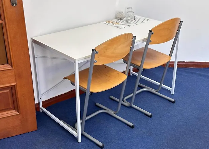 Bed & Breakfast Genius Rooms- 24h Self Check-in Poznań